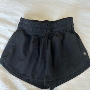 Athleta Girl 2.5 Run Free Short